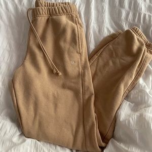 Champion UO exclusive sweatpants!